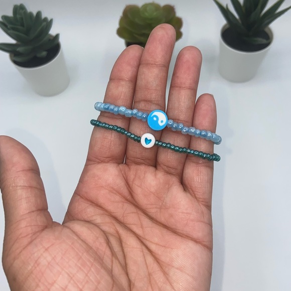 Handmade Trendy Y2K Inspired Glass Seed Bead Bracelet Set - Picture 2 of 8